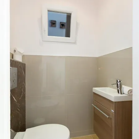 Westend Center Apartment-prime Location ブダペスト