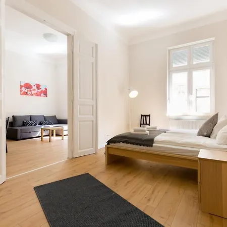 Westend Center Apartment-prime Location ブダペスト
