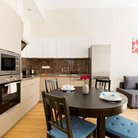 Westend Center Apartment-prime Location * Budapest
